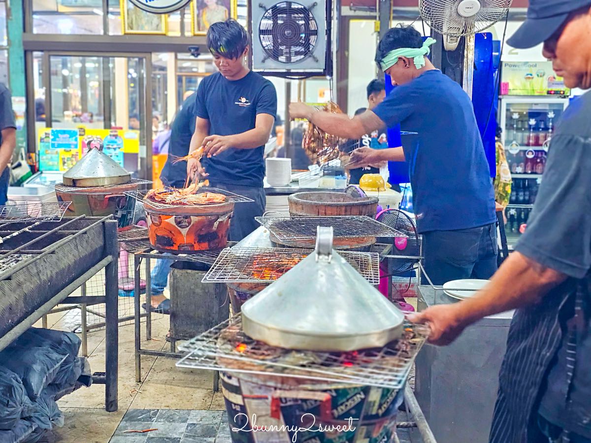 【蝦姐妹餐廳 Kung Phuean Praew】泰國大城美食推薦！現烤大頭河蝦鮮甜爆膏，平價海鮮餐廳必吃 @兔兒毛毛姊妹花
