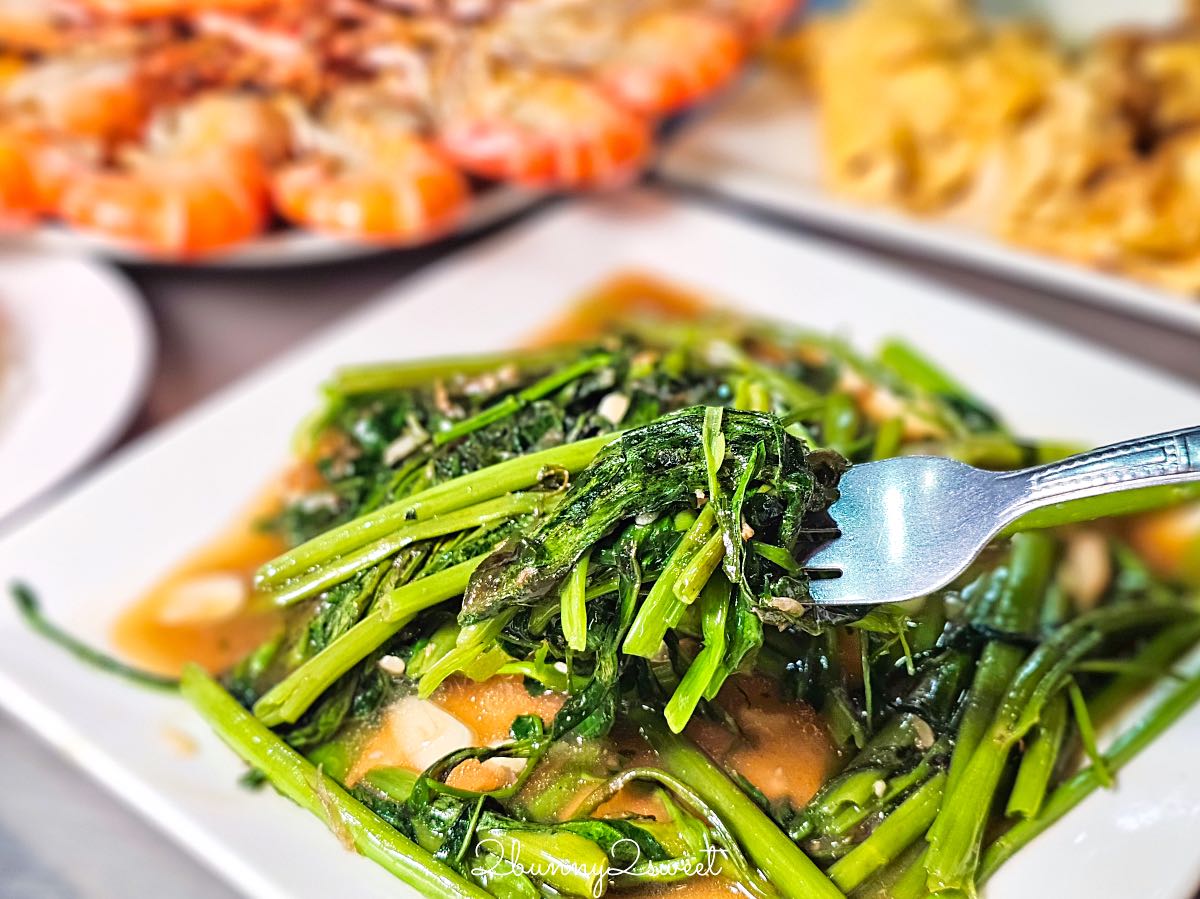 【蝦姐妹餐廳 Kung Phuean Praew】泰國大城美食推薦！現烤大頭河蝦鮮甜爆膏，平價海鮮餐廳必吃 @兔兒毛毛姊妹花