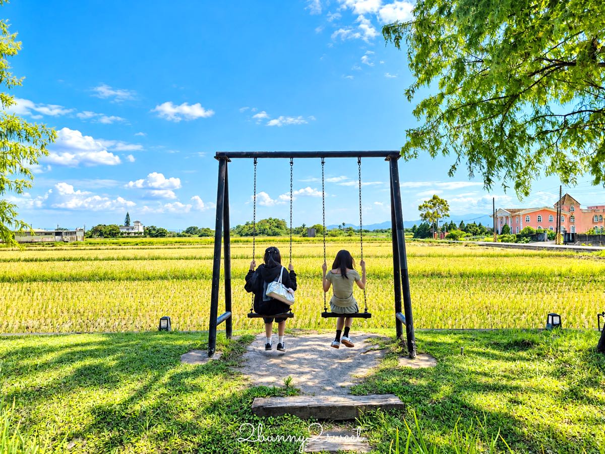 【黑宅 Black House】宜蘭頭城景觀咖啡廳推薦！黑色穀倉建築、稻田鞦韆、早午餐下午茶 @兔兒毛毛姊妹花