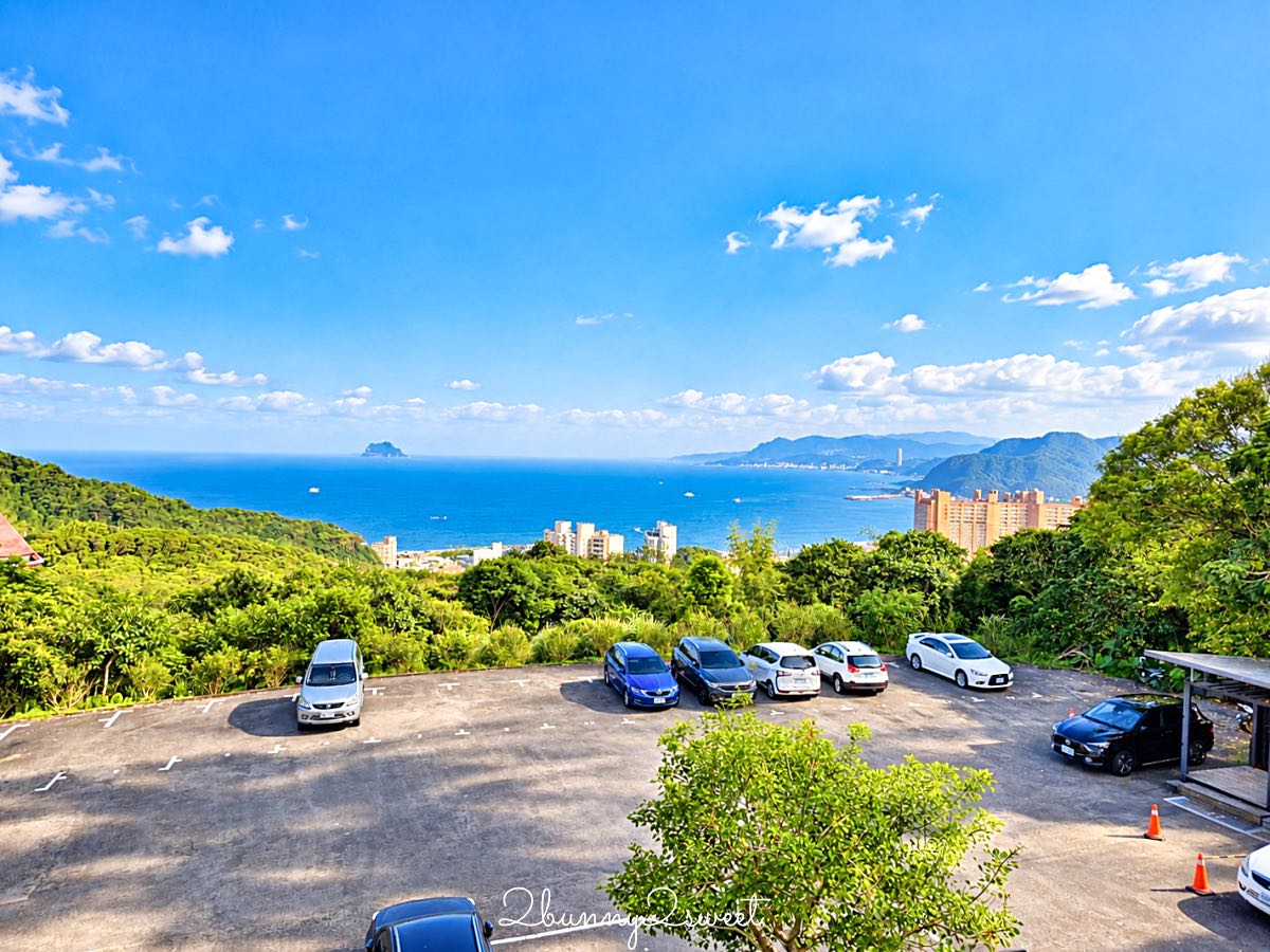 【遇見習得咖啡館】萬里半山腰海景咖啡廳，孫理蓮紀念營地內看基隆嶼喝咖啡 @兔兒毛毛姊妹花