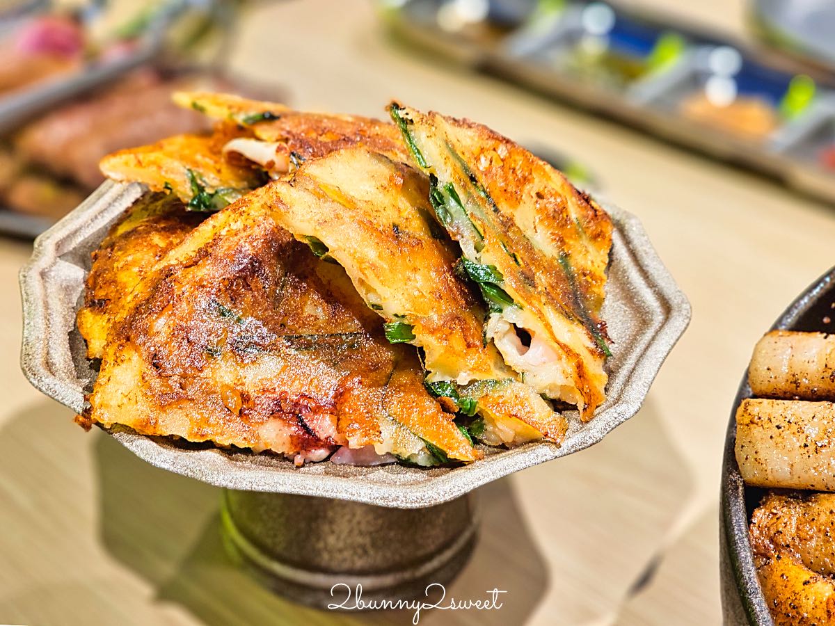【SSAM 韓式燒肉專門店 遠東大巨蛋店】台北大巨蛋美食推薦,專人代烤韓式豬肉拼盤必吃枕頭肉 @兔兒毛毛姊妹花 【SSAM 韓式燒肉專門店 遠東大巨蛋店】台北大巨蛋美食推薦,專人代烤韓式豬肉拼盤必吃枕頭肉 @兔兒毛毛姊妹花