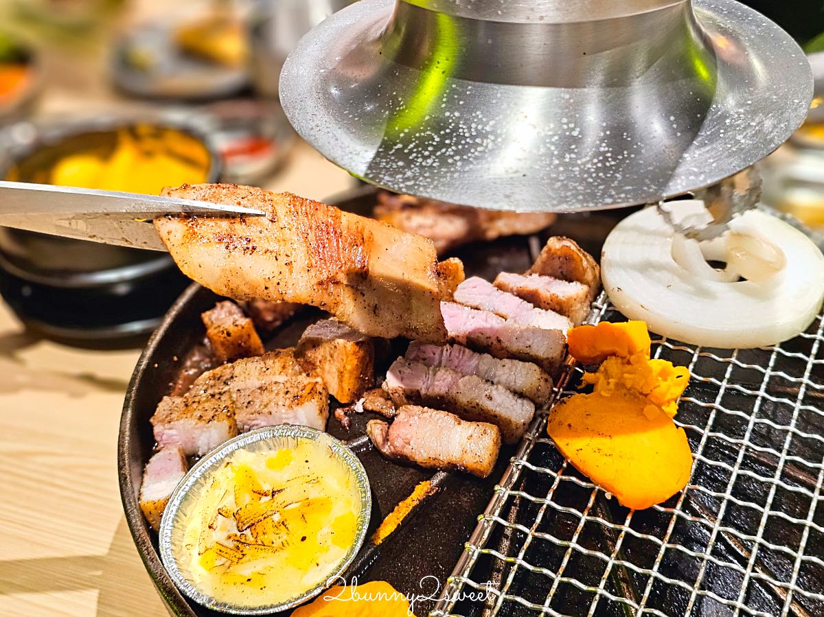 【SSAM 韓式燒肉專門店 遠東大巨蛋店】台北大巨蛋美食推薦,專人代烤韓式豬肉拼盤必吃枕頭肉 @兔兒毛毛姊妹花 【SSAM 韓式燒肉專門店 遠東大巨蛋店】台北大巨蛋美食推薦,專人代烤韓式豬肉拼盤必吃枕頭肉 @兔兒毛毛姊妹花