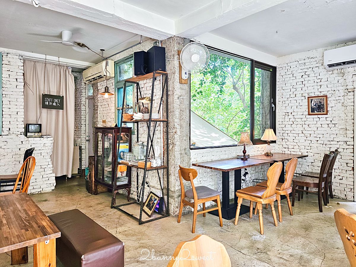 【2J Cafe】台北大安森林公園咖啡廳|大安站藤蔓老宅餐廳、正餐鹹食與復古工業風空間 @兔兒毛毛姊妹花 【2J Cafe】台北大安森林公園咖啡廳|大安站藤蔓老宅餐廳、正餐鹹食與復古工業風空間 @兔兒毛毛姊妹花