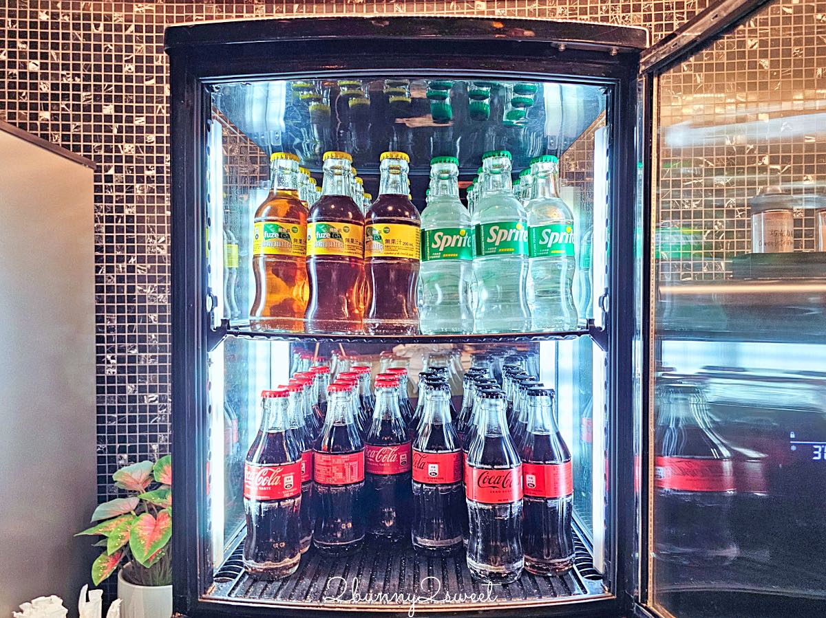【台北晶華酒店栢麗廳】Buffet 吃到飽推薦！螃蟹海鮮、生魚片、現切爐烤牛排、炙燒握壽司一次吃 @兔兒毛毛姊妹花