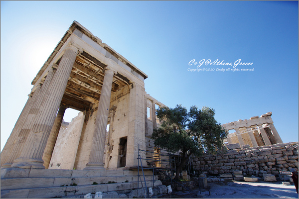 [2010 Greece] 。第一章。 登上衛城之丘，仰望千年神殿 @兔兒毛毛姊妹花