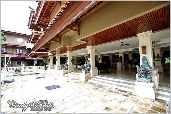 [2012 Bali] 努沙都瓦海岸飯店~ Aston bali resort and spa @兔兒毛毛姊妹花