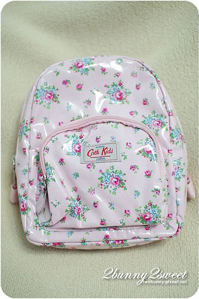 [敗家。好物] 兔兒的背包們~英國 Cath Kidston & 韓國 Wing House @兔兒毛毛姊妹花