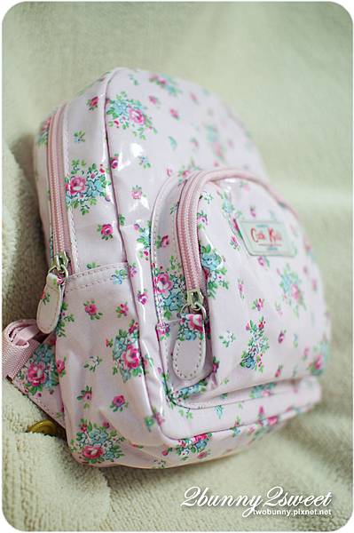 [敗家。好物] 兔兒的背包們~英國 Cath Kidston & 韓國 Wing House @兔兒毛毛姊妹花