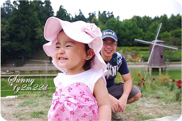 [小兔。1Y2M+] 揪伴清境避暑趣~台中小義大利美食&清境小瑞士風車節 @兔兒毛毛姊妹花