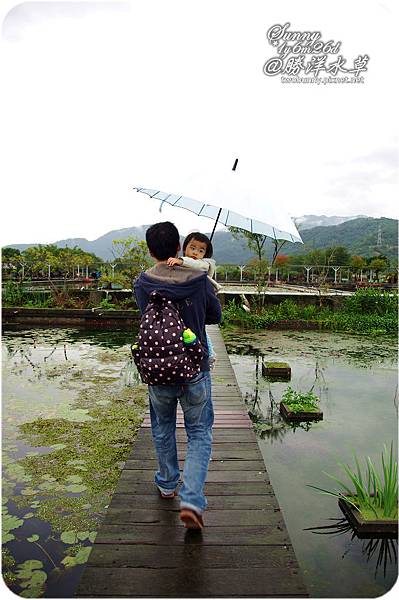 [兔兒遊宜蘭。1Y6M+] 雨天小旅行~勝洋水草 @兔兒毛毛姊妹花