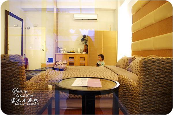 [兔兒遊宜蘭。1Y6M+] 雨天小旅行~入住水岸森林的泳池 Villa @兔兒毛毛姊妹花