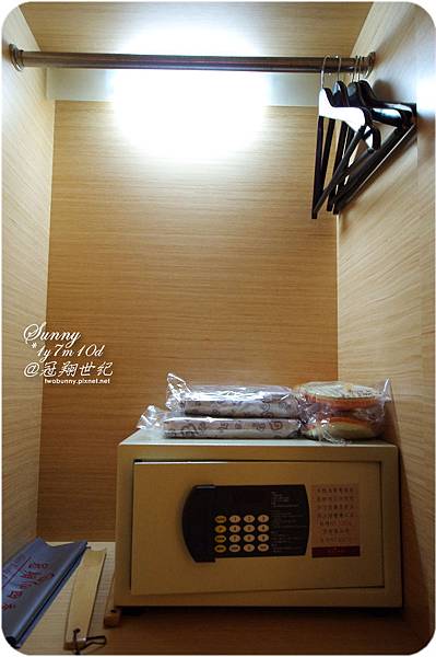 [宜蘭，親子飯店] 冠翔世紀溫泉會館～半露天溫泉風呂 x 溜滑梯兒童戲水池 x 溫泉魚咬腳皮～適合親子泡湯戲水的溫泉飯店｜礁溪溫泉｜溫泉飯店｜親子泡湯 @兔兒毛毛姊妹花
