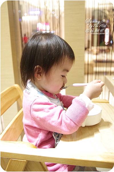 [宜蘭，親子飯店] 冠翔世紀溫泉會館～半露天溫泉風呂 x 溜滑梯兒童戲水池 x 溫泉魚咬腳皮～適合親子泡湯戲水的溫泉飯店｜礁溪溫泉｜溫泉飯店｜親子泡湯 @兔兒毛毛姊妹花