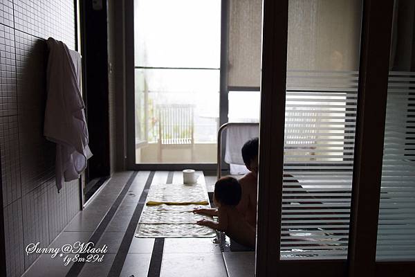 [親子遊。苗栗] 汶水老街。泰安溫泉。大湖採草莓 @兔兒毛毛姊妹花