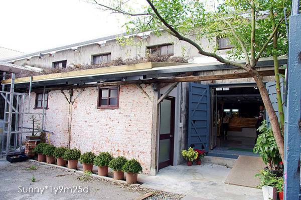 [兔兒遊台北。1Y9M+] 北投半日遊~穀倉喝咖啡@『拾米屋』+溫泉博物館快閃遊+『新秀閣』泡湯 @兔兒毛毛姊妹花