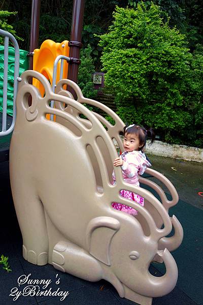 [親子餐廳。台北] 兔兒的2歲生日趴@象園咖啡 (Elephant Garden) @兔兒毛毛姊妹花