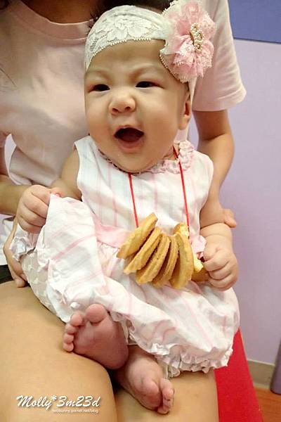 [毛毛。3M+] 收涎囉!! 超可愛的『Cookie Queens』手工糖霜收涎餅乾 @兔兒毛毛姊妹花