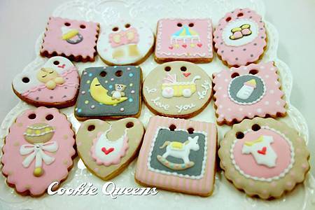 [毛毛。3M+] 收涎囉!! 超可愛的『Cookie Queens』手工糖霜收涎餅乾 @兔兒毛毛姊妹花