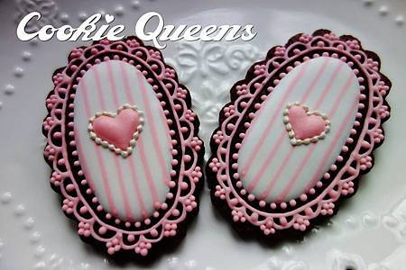 [毛毛。3M+] 收涎囉!! 超可愛的『Cookie Queens』手工糖霜收涎餅乾 @兔兒毛毛姊妹花