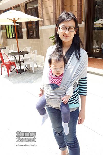 [好物。敗家] 輕薄、好背又安全的『Baby K’tan Carrier』雙肩式親密背巾 @兔兒毛毛姊妹花