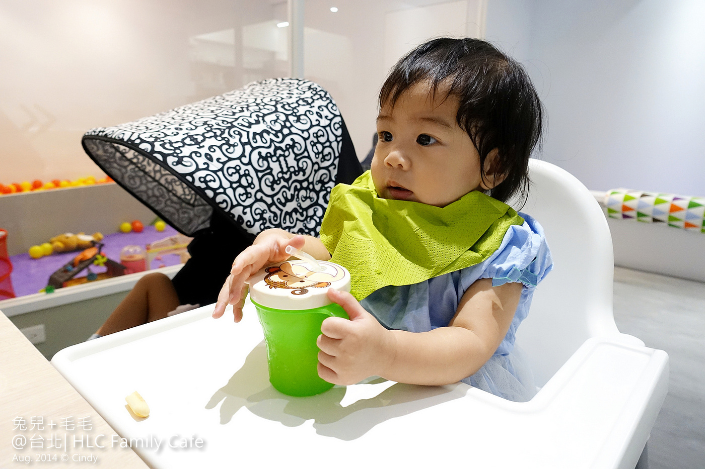 [親子餐廳。台北] 餐點好吃x空間舒適~爸媽孩子都滿意的『小零錢 HLC Family Cafe』(已歇業) @兔兒毛毛姊妹花