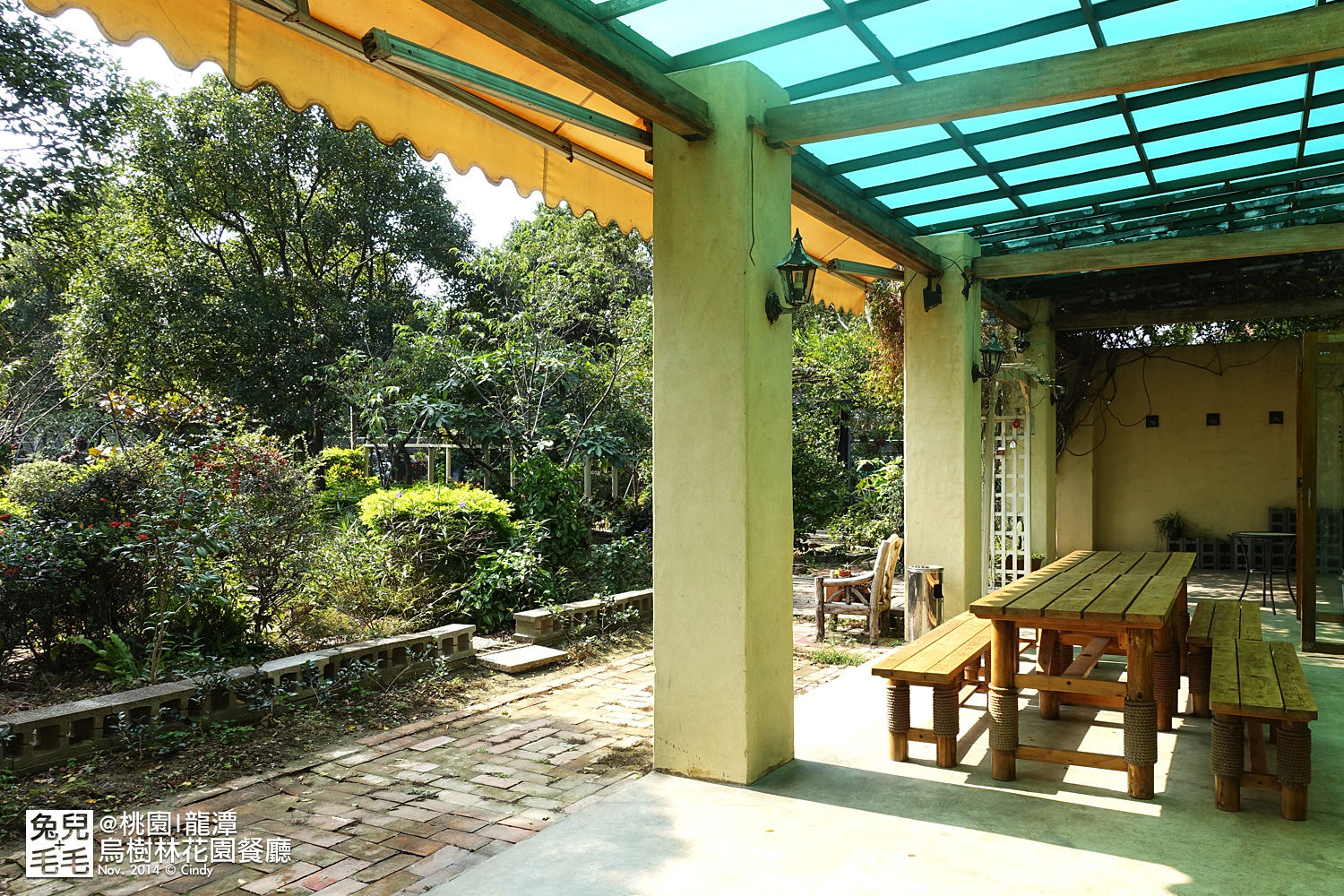 [桃園。庭園餐廳] 『烏樹林花園餐廳』大草坪吹泡泡＋大溪花海農場餵食羊咩咩 @兔兒毛毛姊妹花