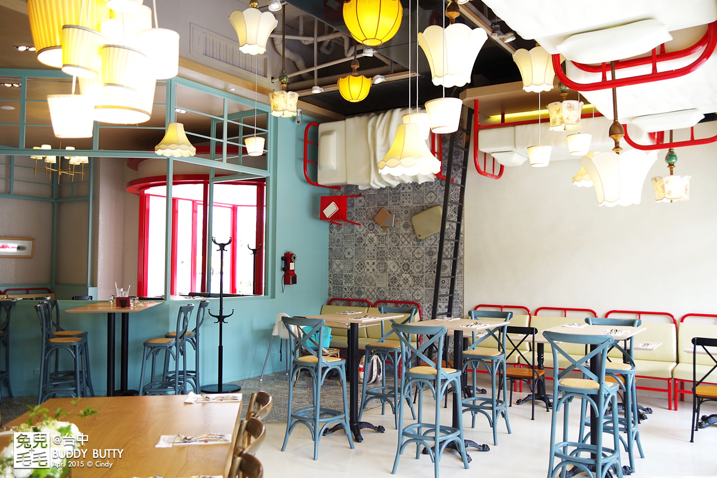 [食＠台中] 窩在床下吃三明治!!?? ＠Buddy Butty 英倫風輕食/Brunch餐廳 (逢甲商圈) @兔兒毛毛姊妹花