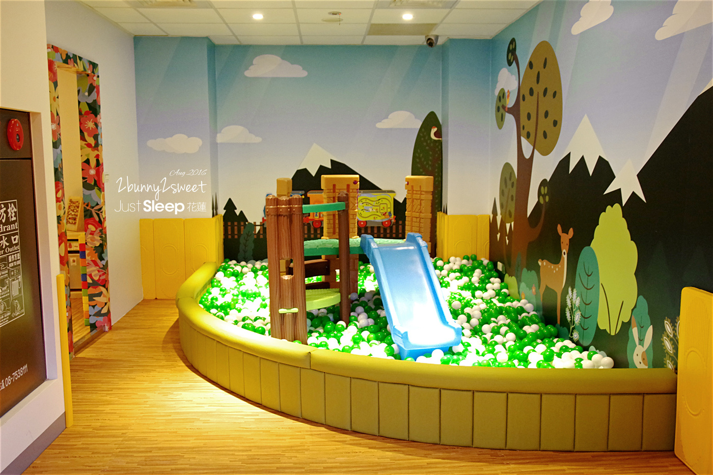 [親子飯店。花蓮] 花蓮捷絲旅 Hape 家庭房～商務旅館 x 原木玩具～ 住進花蓮捷絲旅 Hape 家庭房還需要出門玩嗎? @兔兒毛毛姊妹花