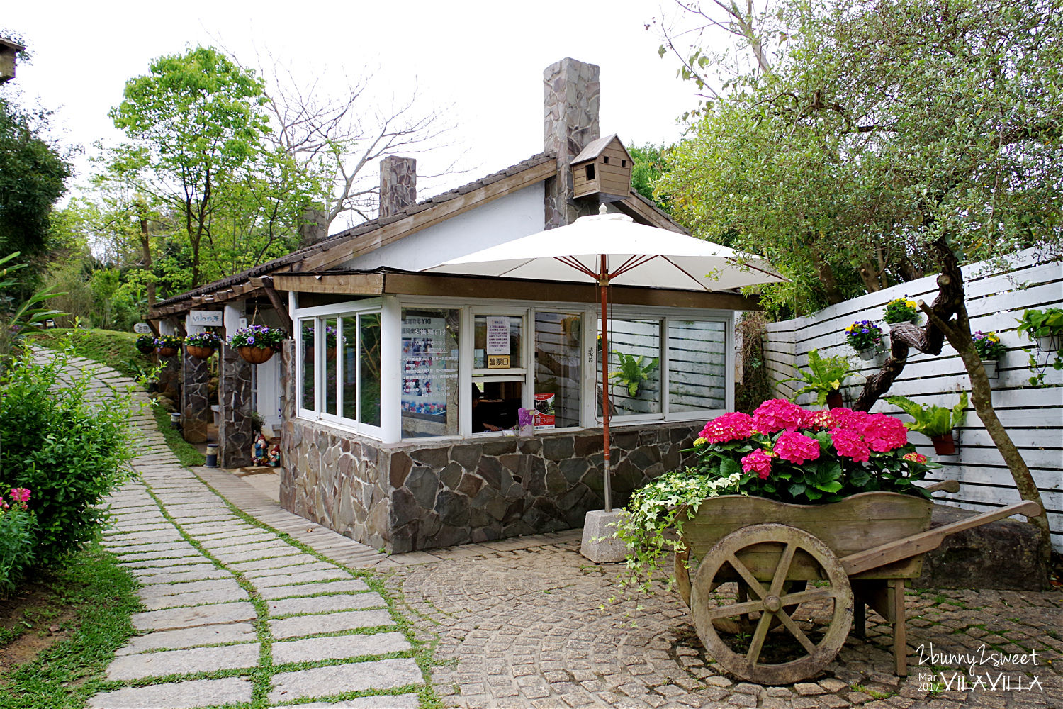 [親子旅遊。苗栗] VilaVilla 魔法莊園~小木屋、翹翹板、溜滑梯、沙坑積木～大人小孩都愛的北歐風森林遊樂場 @兔兒毛毛姊妹花