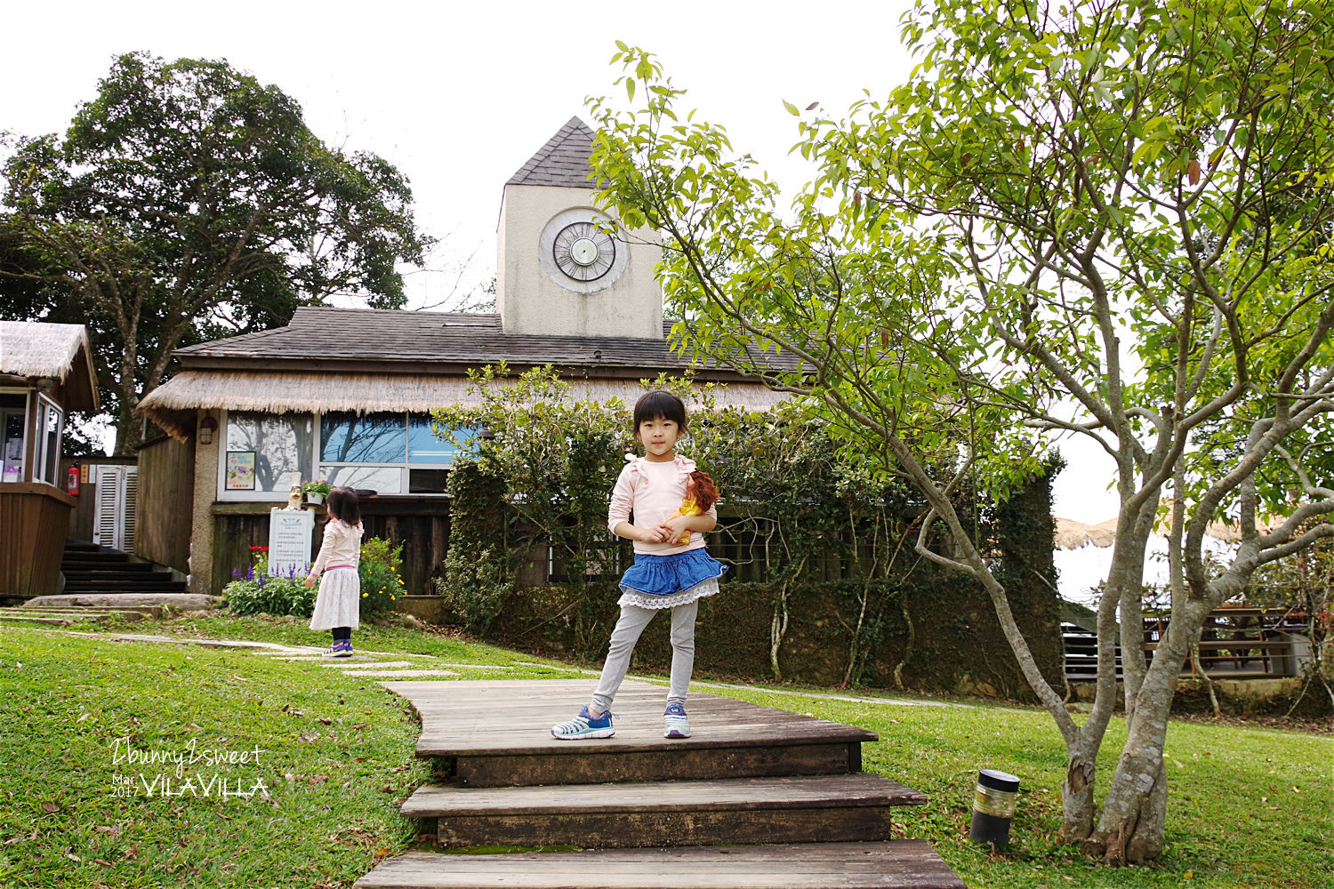[親子旅遊。苗栗] VilaVilla 魔法莊園~小木屋、翹翹板、溜滑梯、沙坑積木～大人小孩都愛的北歐風森林遊樂場 @兔兒毛毛姊妹花