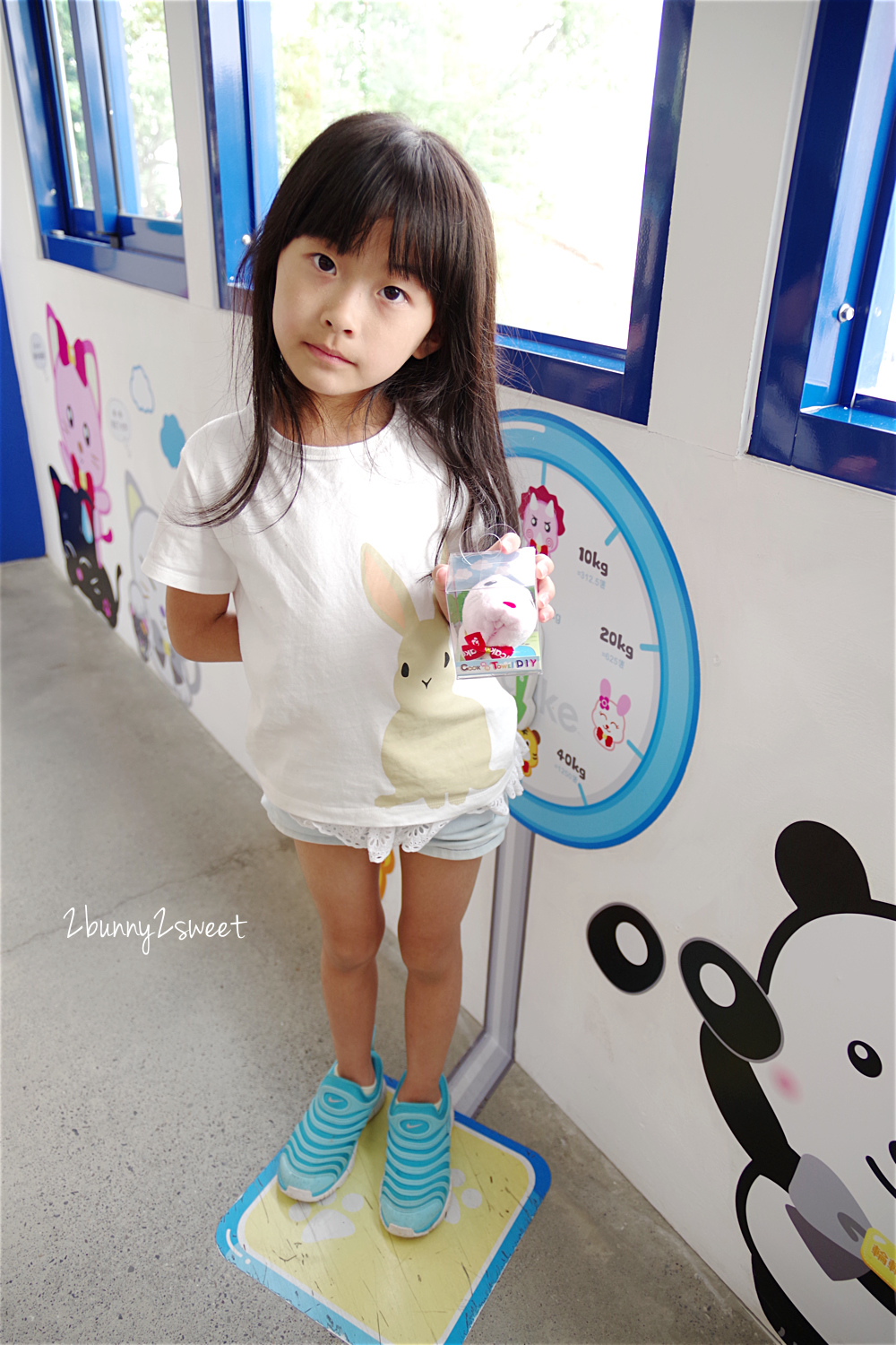[親子旅遊。雲林] 毛巾美術展 x 可愛造型毛巾 DIY～賣毛巾也賣蛋糕的 iicake 雲林蛋糕毛巾咖啡館~雲林虎尾免費景點｜觀光工廠 @兔兒毛毛姊妹花