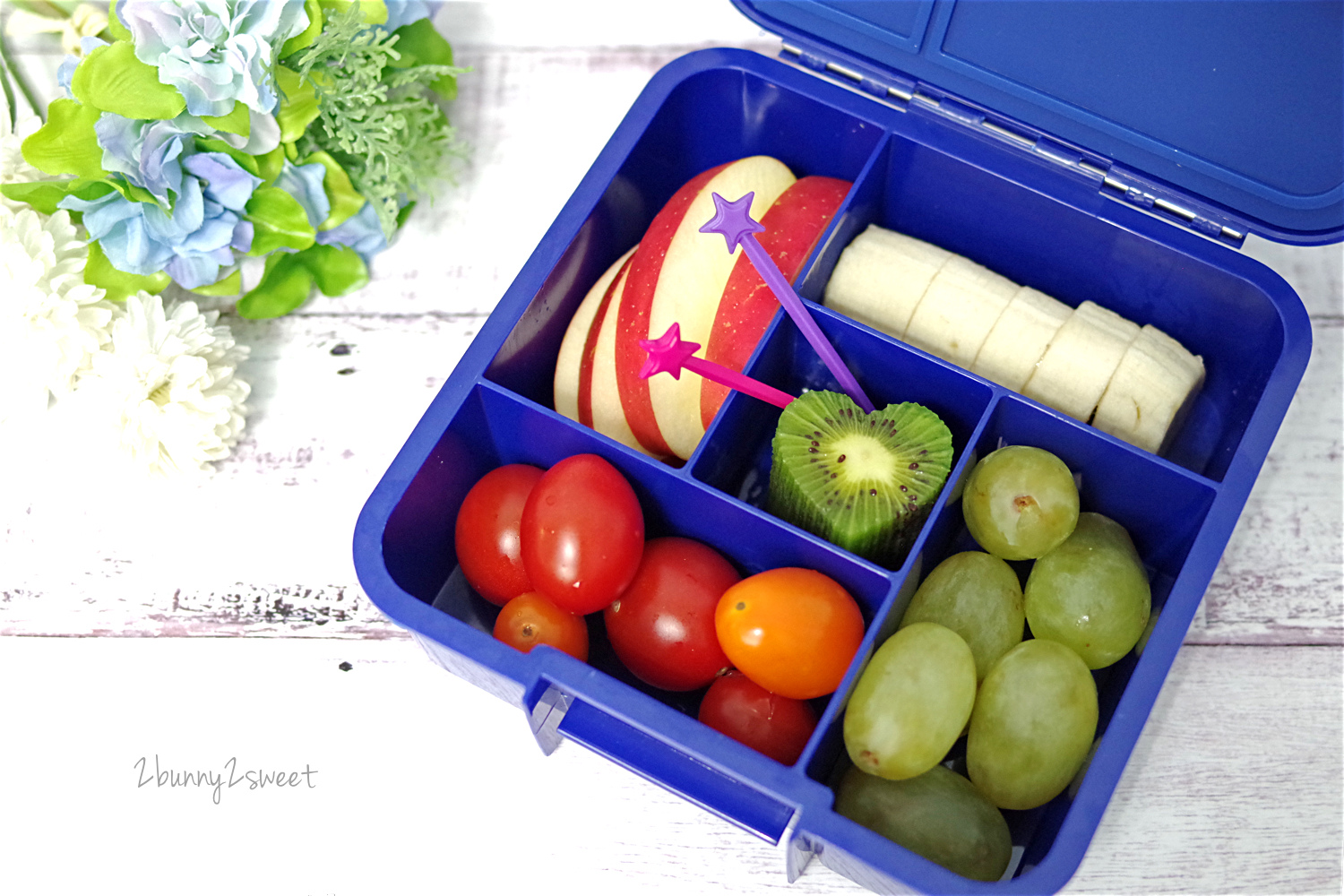 [好物。體驗] 小小午餐盒 LITTLE LUNCH BOX～來自澳洲的可愛無毒便當盒，防漏分隔設計好適合做造型便當、帶出門野餐 @兔兒毛毛姊妹花