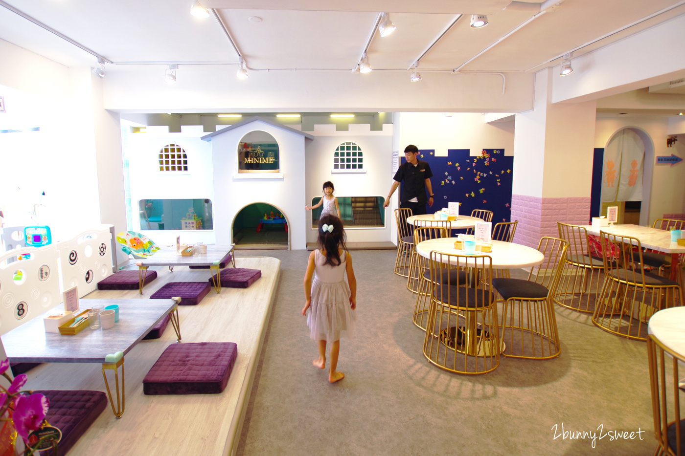 台北親子餐廳》Minime Kids Cafe 親子餐廳～韓系精緻夢幻遊戲區 x 超美味韓式年糕炸雞～台北東區超夢幻親子餐廳 @兔兒毛毛姊妹花