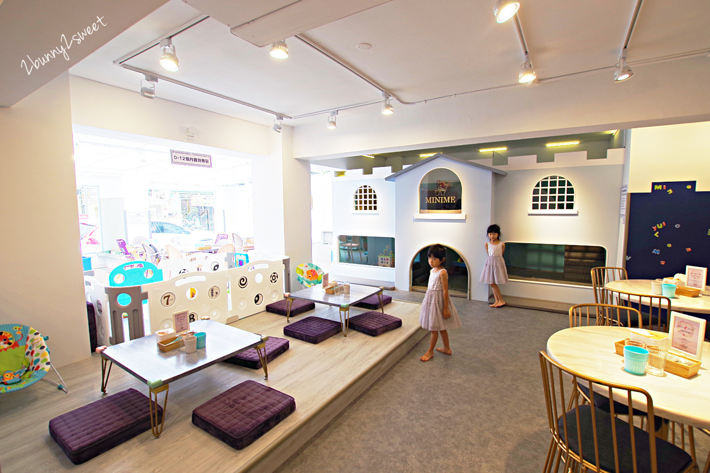 台北親子餐廳》Minime Kids Cafe 親子餐廳～韓系精緻夢幻遊戲區 x 超美味韓式年糕炸雞～台北東區超夢幻親子餐廳 @兔兒毛毛姊妹花