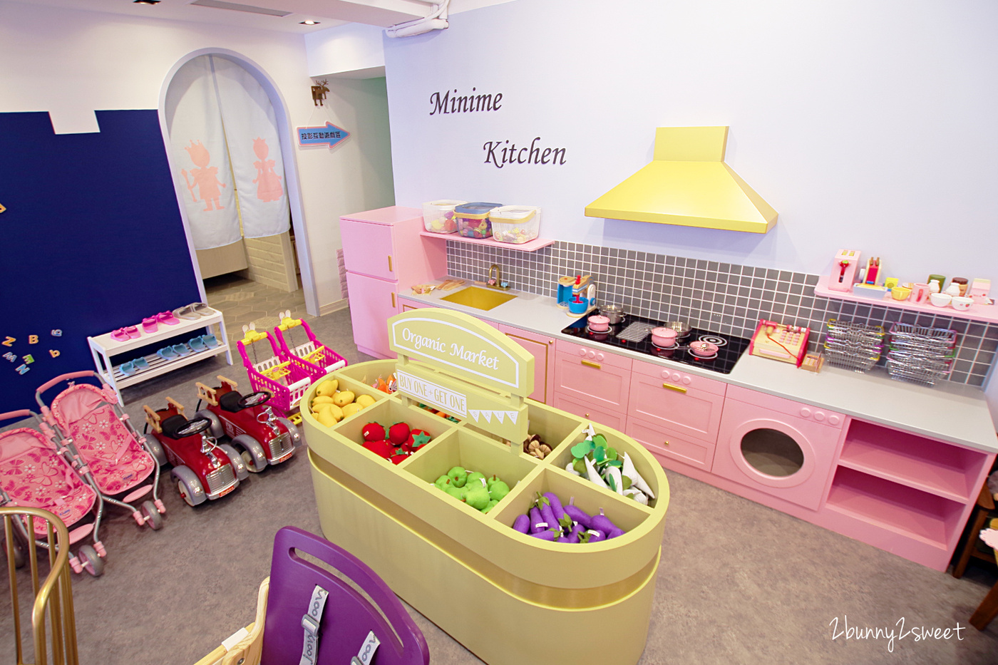 台北親子餐廳》Minime Kids Cafe 親子餐廳～韓系精緻夢幻遊戲區 x 超美味韓式年糕炸雞～台北東區超夢幻親子餐廳 @兔兒毛毛姊妹花