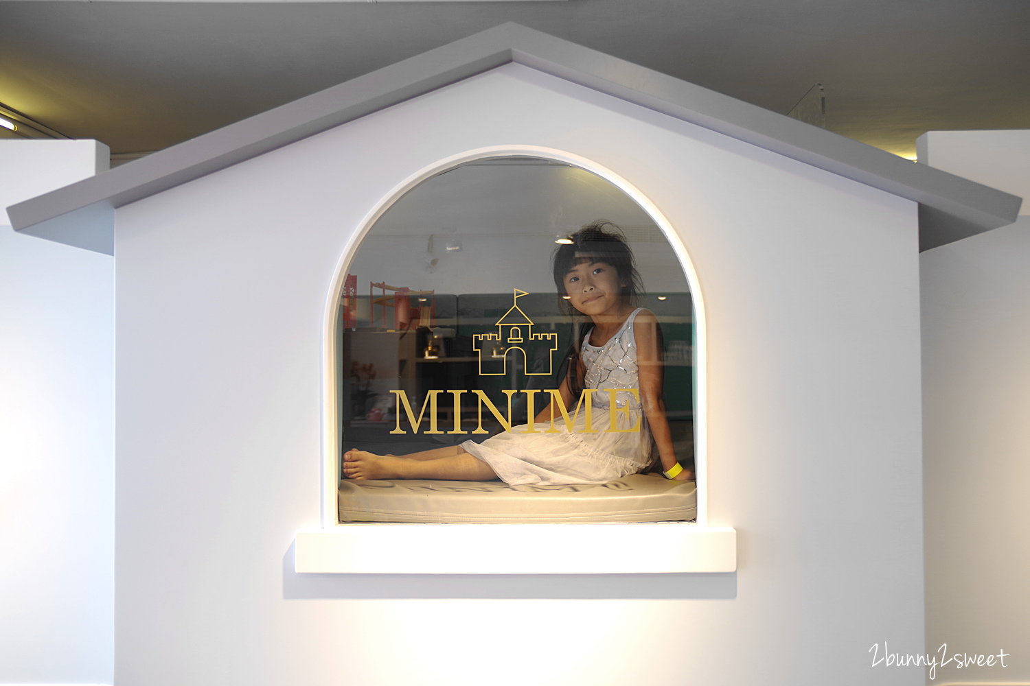 台北親子餐廳》Minime Kids Cafe 親子餐廳～韓系精緻夢幻遊戲區 x 超美味韓式年糕炸雞～台北東區超夢幻親子餐廳 @兔兒毛毛姊妹花