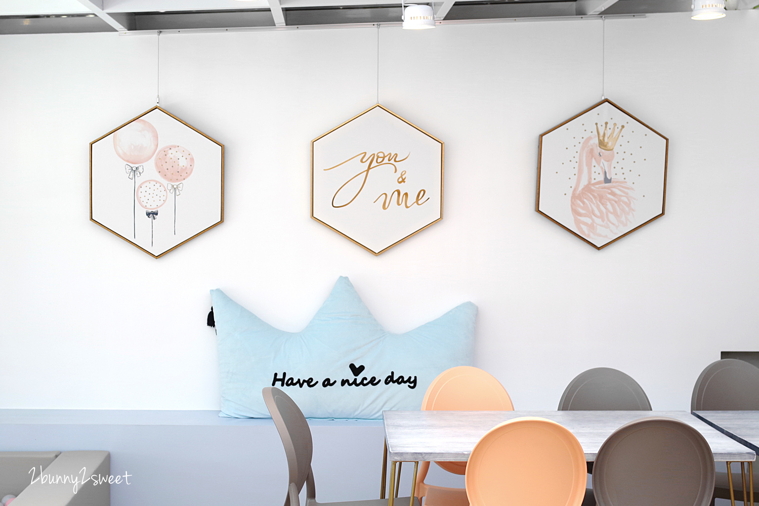台北親子餐廳》Minime Kids Cafe 親子餐廳～韓系精緻夢幻遊戲區 x 超美味韓式年糕炸雞～台北東區超夢幻親子餐廳 @兔兒毛毛姊妹花
