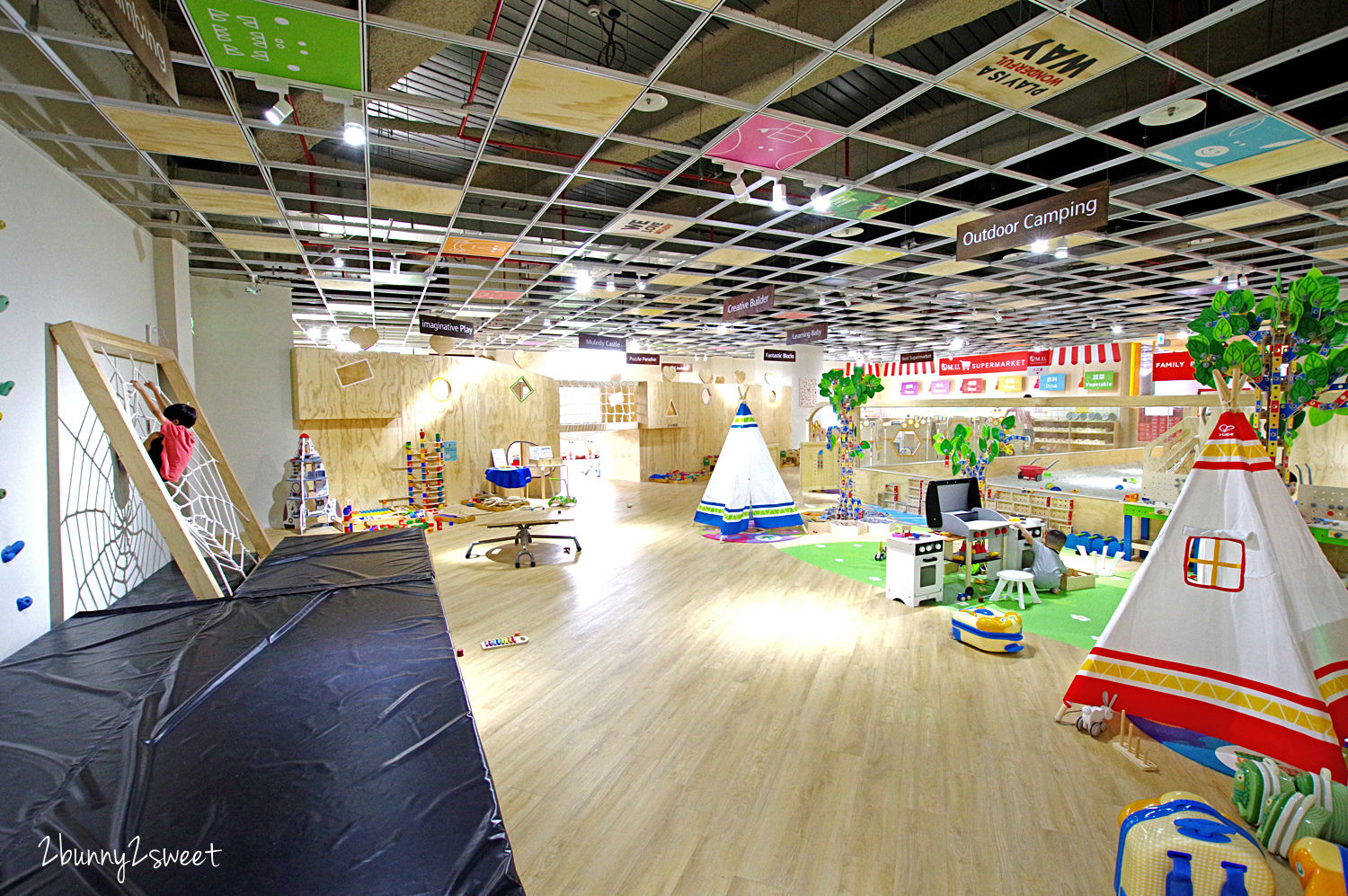 [新竹。室內樂園] 木樂地 Muledy 竹北旗艦館~原木高質感 15 大主題遊戲區～超大沙坑、木質玩具、城堡滑梯、公主禮服…還附設爸爸休息專區～最豪華頂級的親子室內樂園｜雨天景點｜室內景點 @兔兒毛毛姊妹花
