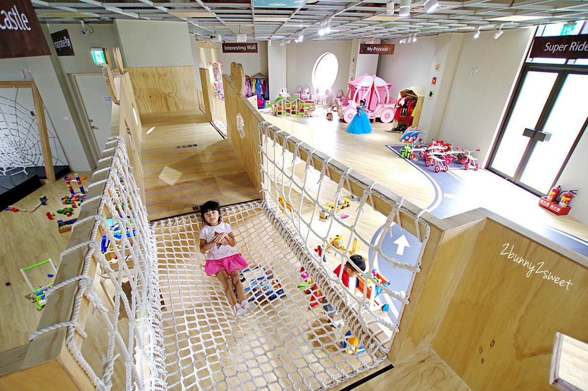 [新竹。室內樂園] 木樂地 Muledy 竹北旗艦館~原木高質感 15 大主題遊戲區～超大沙坑、木質玩具、城堡滑梯、公主禮服…還附設爸爸休息專區～最豪華頂級的親子室內樂園｜雨天景點｜室內景點 @兔兒毛毛姊妹花