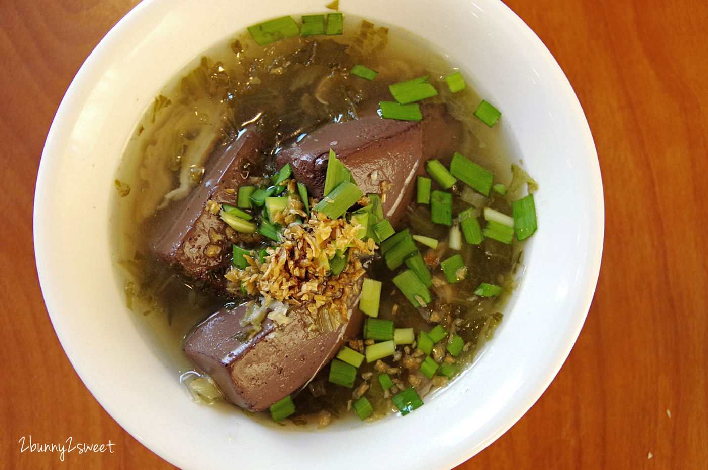 台東親子飯店》娜路彎大酒店～擁有鹹水養生泳池、室內溫泉水療池、兒童滑梯戲水池、兒童遊戲室的高 C/P 值老字號五星級飯店｜豪華親子房｜台東住宿推薦 @兔兒毛毛姊妹花