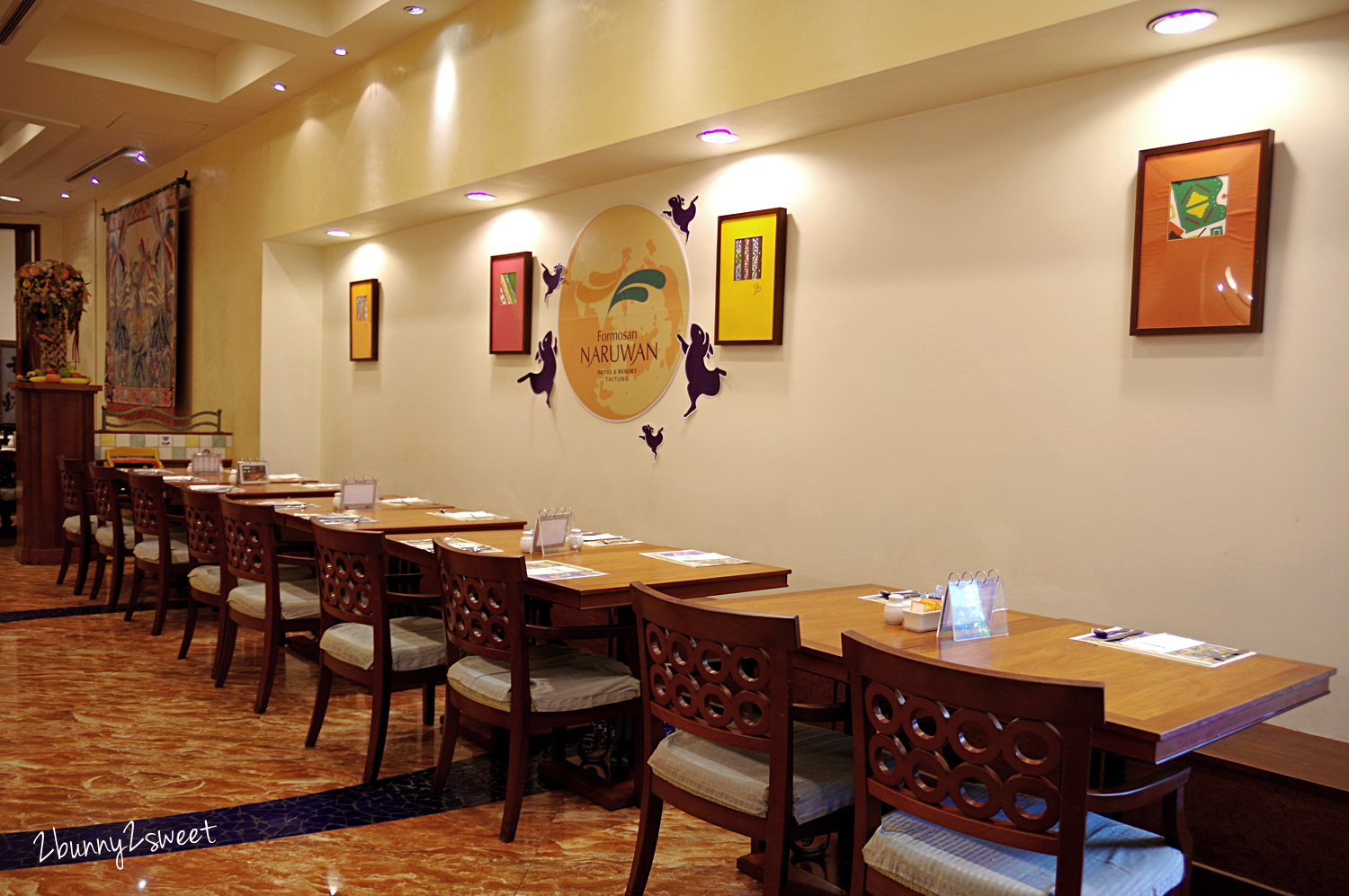 台東親子飯店》娜路彎大酒店～擁有鹹水養生泳池、室內溫泉水療池、兒童滑梯戲水池、兒童遊戲室的高 C/P 值老字號五星級飯店｜豪華親子房｜台東住宿推薦 @兔兒毛毛姊妹花