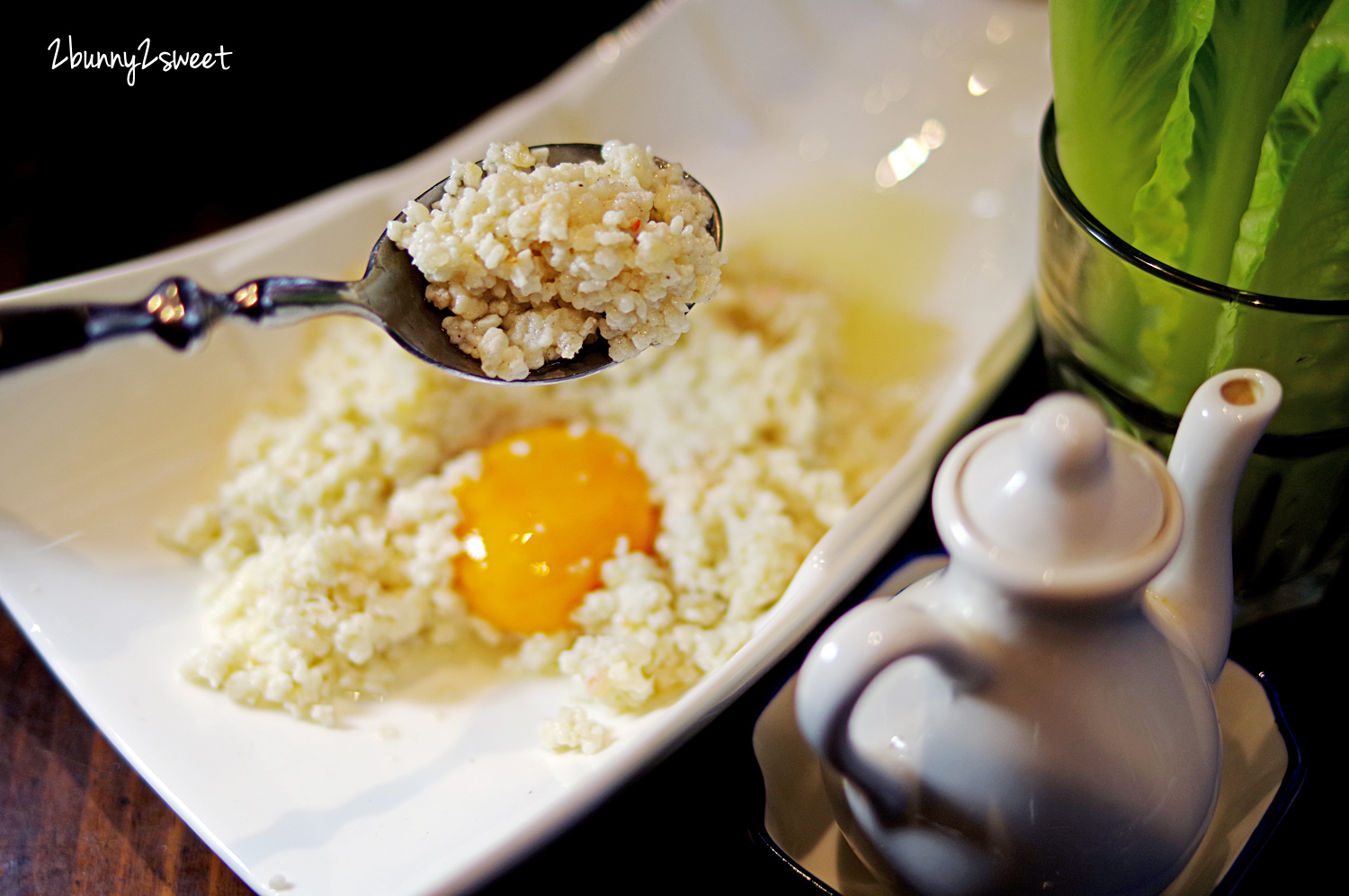 [台北。美食] 紅皇后 川酒。Red Queen Bistro (二訪) ～香麻夠味創意川菜料理 x 復古混搭網美風環境 x 全新干鍋料理新菜色～台北最時尚的川菜料理餐酒館 ｜大安區美食｜通化夜市餐廳 @兔兒毛毛姊妹花