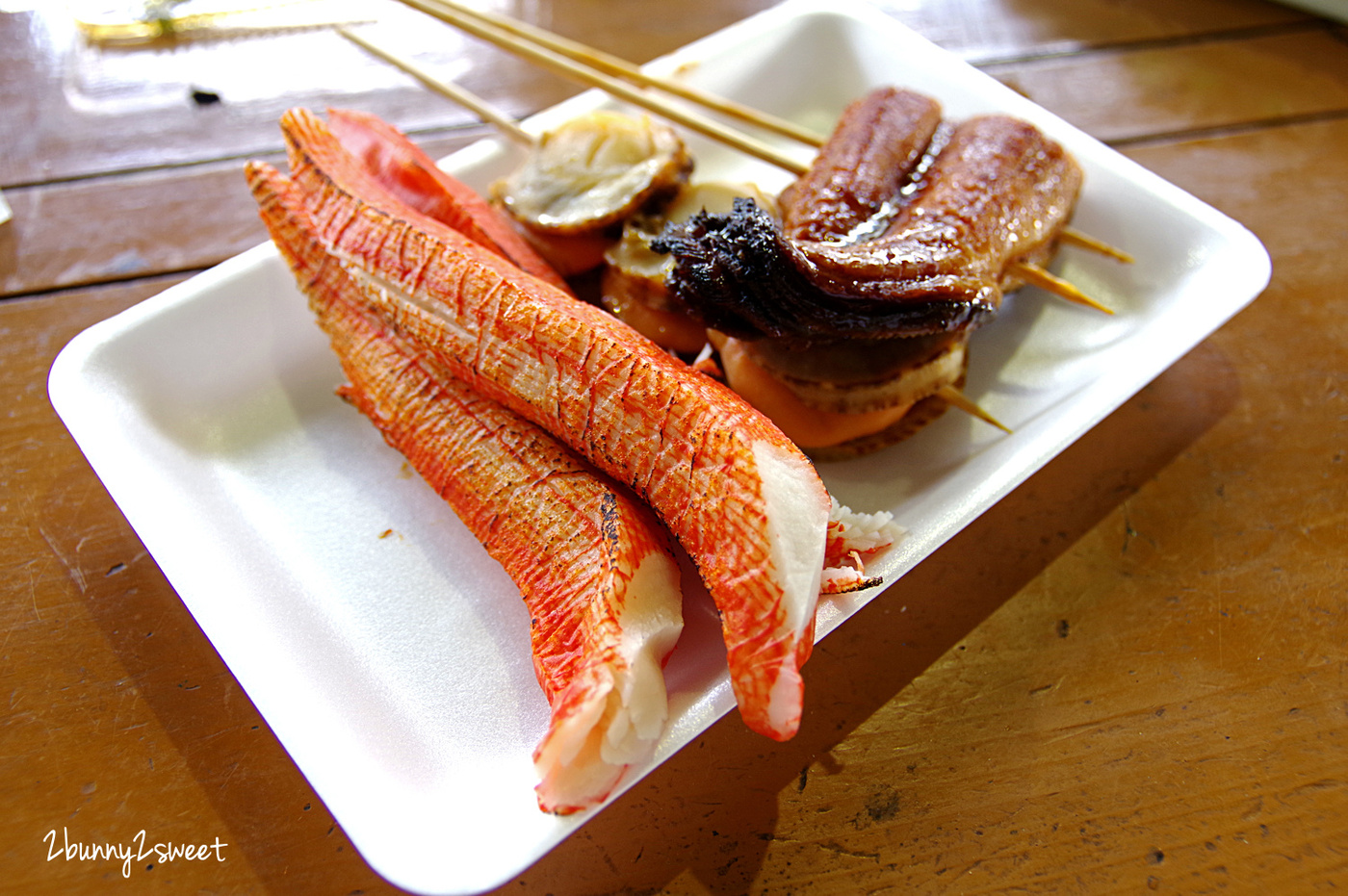 [沖繩｜系滿。美食] 系滿漁市場～新鮮平價、環境乾淨、附設餐區、生熟食都有都有～適合親子用餐的魚市美食區｜沖繩美食｜系滿美食｜海鮮料理 @兔兒毛毛姊妹花