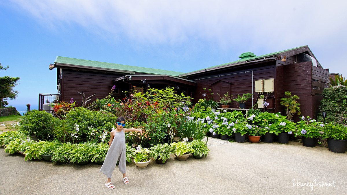 沖繩海景餐廳「Cafe 薑黃花 Cafe Kurukuma」沖繩南城最療癒的海景咖啡廳南洋料理 @兔兒毛毛姊妹花