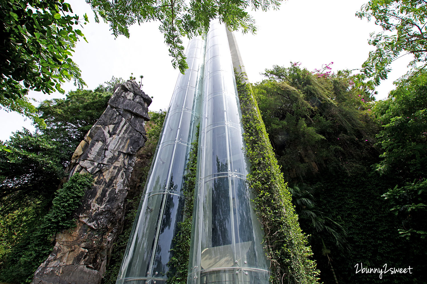 [越南｜峴港。景點] 五行山 Ngũ H&agrave;nh Sơn~大理石山裡藏著莊嚴佛寺、洞窟大佛、壯麗美景～峴港必遊 Marble Mountain｜中越旅遊｜Bamboo Airway 越竹航空｜峴港直航｜誠旺旅行社 愛越峴港 @兔兒毛毛姊妹花