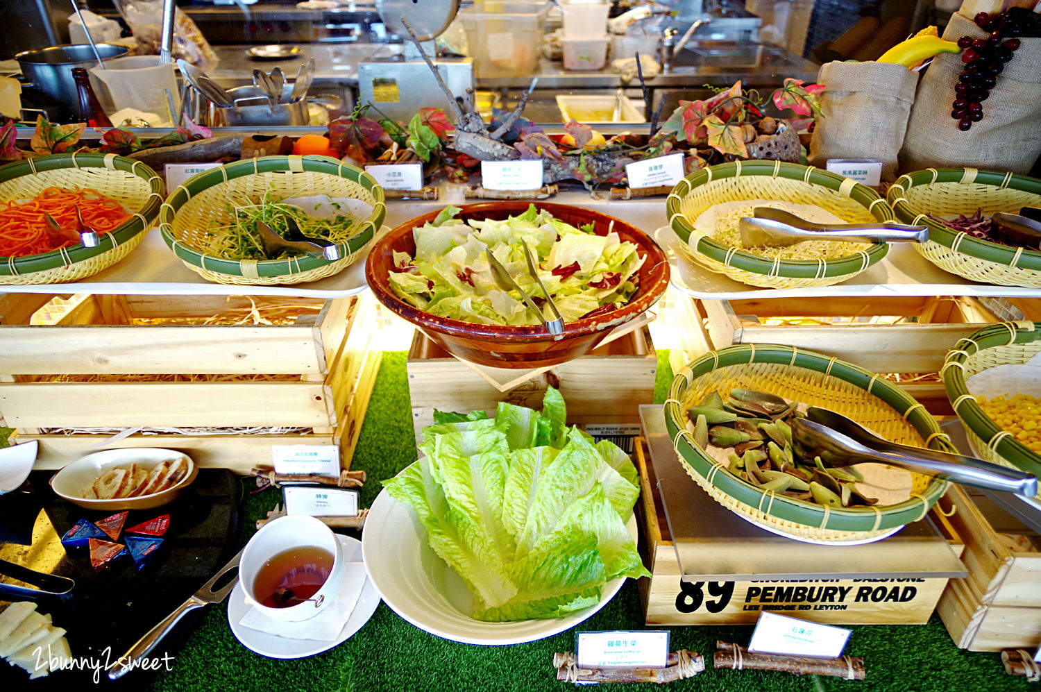 [台中。親子友善飯店] 台中亞緻大飯店 The Landis Taichung (原 Hotel ONE)～擁有絕佳地理位置、中台灣最高飯店景致、豐盛美味餐飲、便利智慧化客房、暖心療癒小物～適合商務人士也適合親子的高質感飯店｜頂餐廳下午茶｜異料理早餐 @兔兒毛毛姊妹花