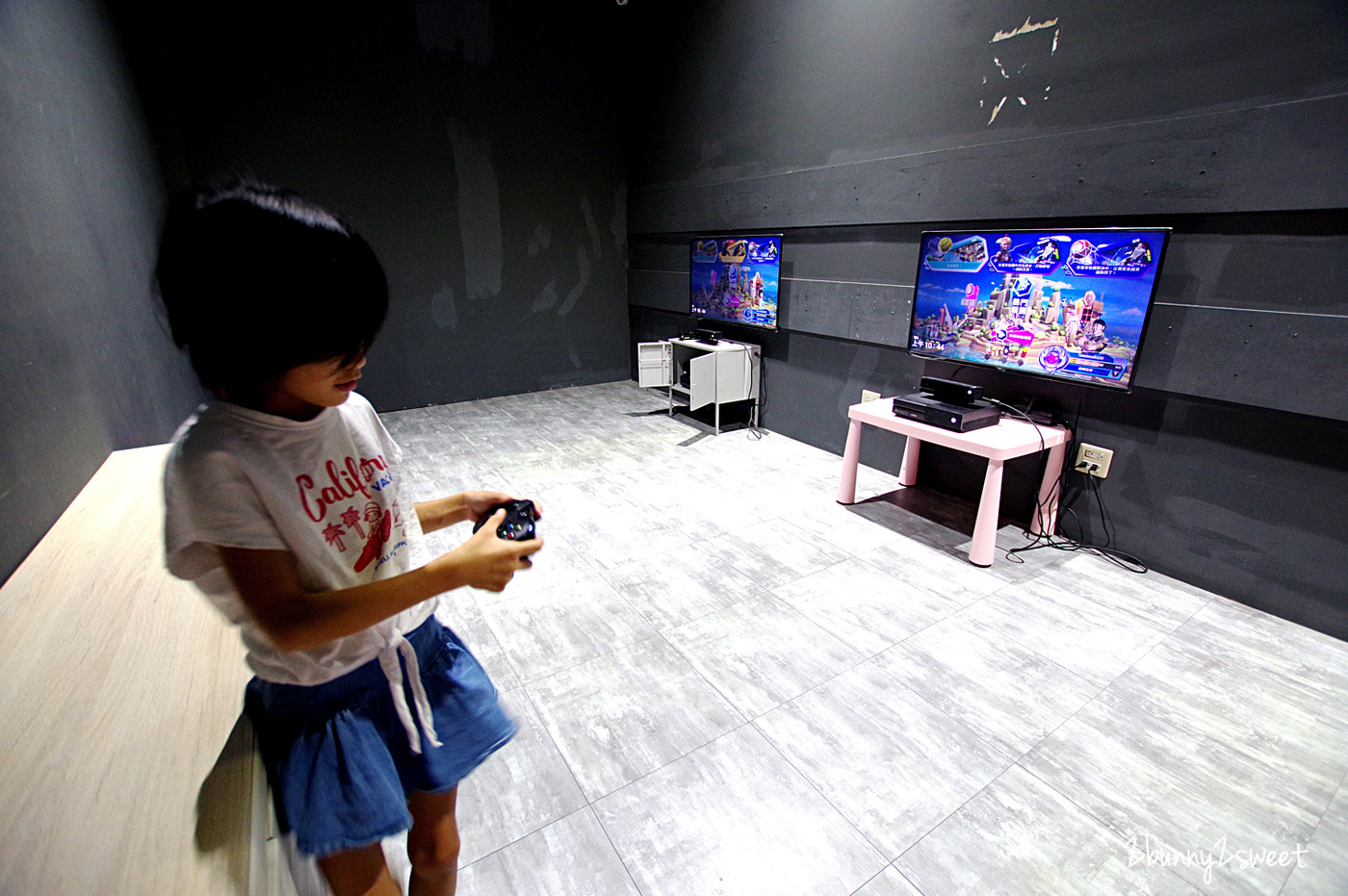 [桃園｜蘆竹。親子餐廳] 喬笛親子動動館 JUDY cafe & play～結合大型體能遊戲區、靜態繪本音樂遊戲區、電動車、手作 DIY、家長運動健身區的不限時親子餐廳～北桃園最大親子室內樂園｜室內景點｜雨天景點 @兔兒毛毛姊妹花