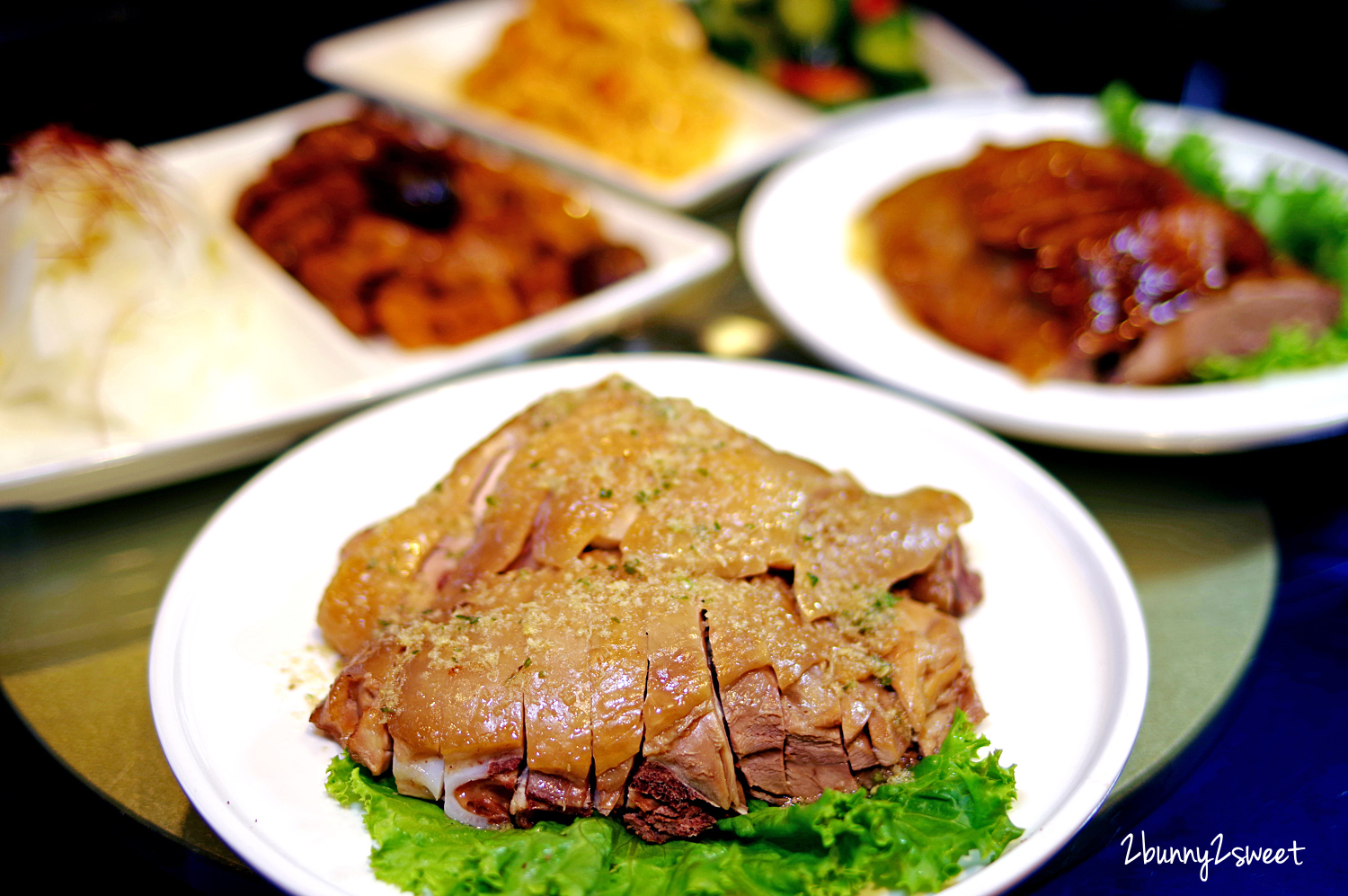 [台北｜萬華。美食] 格萊天漾大飯店 2020 年菜～年初二團圓宴～大蝦、石斑、海參、燉雞湯、佛跳牆、豬肋排&hellip;11 道菜色豐盛又體面～讓家人輕鬆團圓用餐｜捷運板南線｜捷運龍山寺站美食 @兔兒毛毛姊妹花