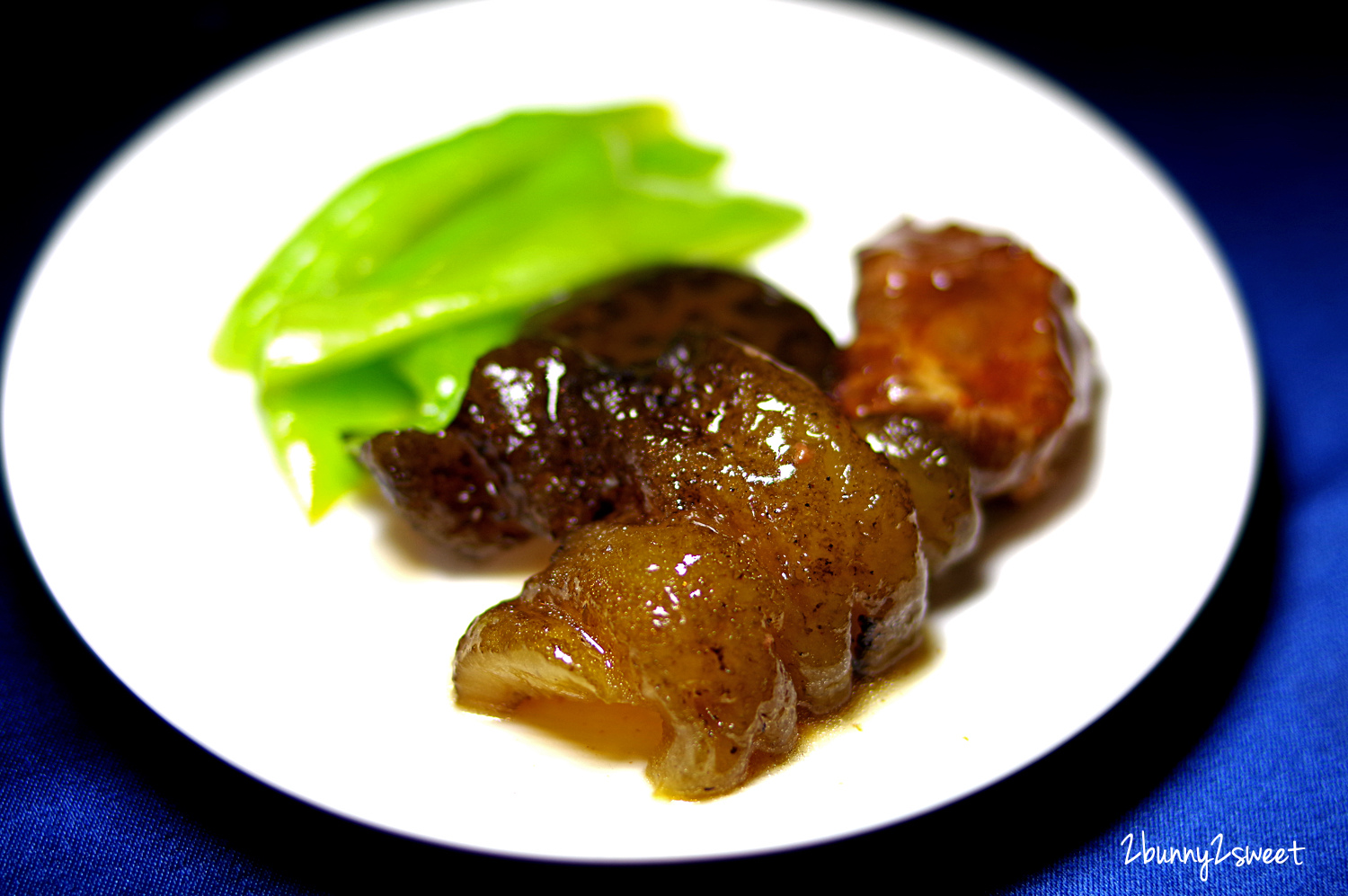 [台北｜萬華。美食] 格萊天漾大飯店 2020 年菜～年初二團圓宴～大蝦、石斑、海參、燉雞湯、佛跳牆、豬肋排&hellip;11 道菜色豐盛又體面～讓家人輕鬆團圓用餐｜捷運板南線｜捷運龍山寺站美食 @兔兒毛毛姊妹花