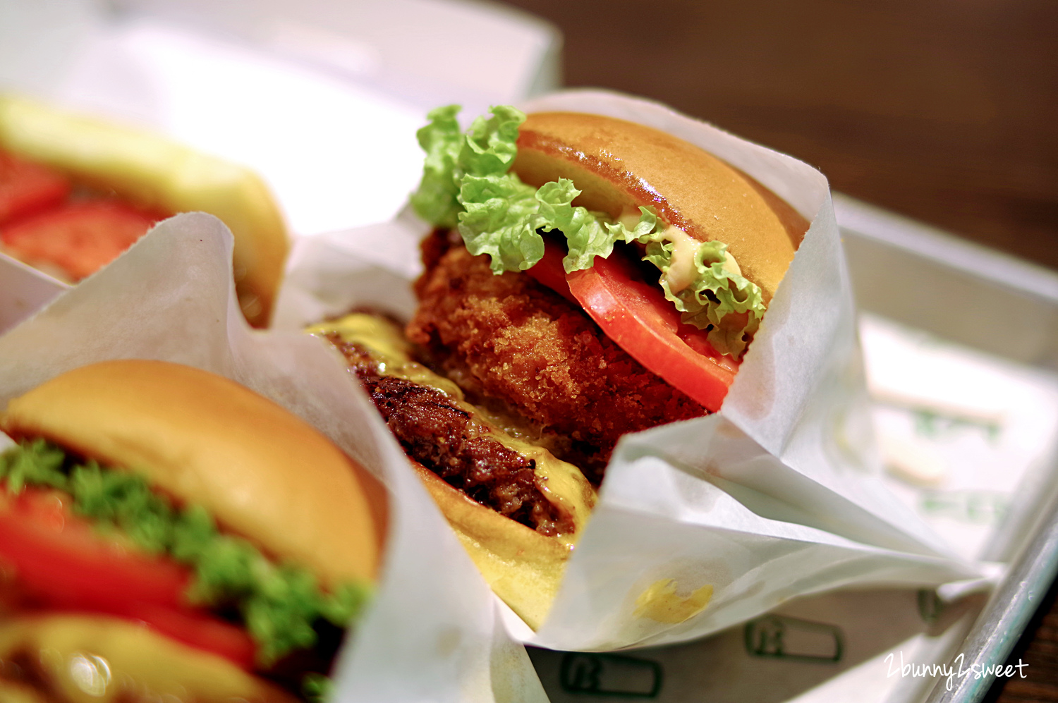 [新加坡｜樟宜。美食] 星耀樟宜必吃 Shake Shack Jewel Changi Airport~美國紐約最好吃漢堡在新加坡的唯一分店，獨家斑蘭奶昔超特別｜位置｜菜單｜限定餐點 @兔兒毛毛姊妹花
